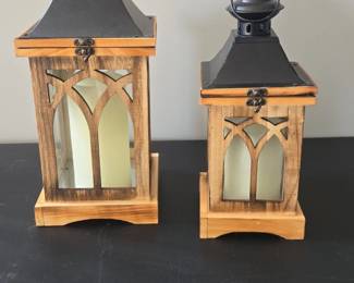 Set of Two Glitzhome Farmhouse Wooden Lanterns