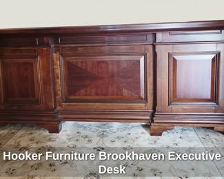 Hooker Furniture Brookhaven Executive Desk