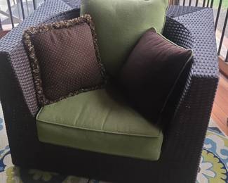 Horizon Hall Outdoor Swivel Lounge Chair with Cushion