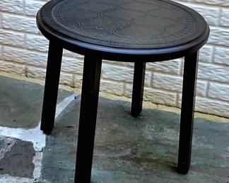 Round Decorative Accent Table