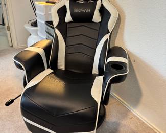 Respawn gaming chair reclining 