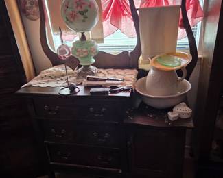 Antique vanity 