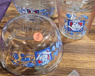 PILLSBURY DOUGH BOU GLASS DISHES VINTAGE