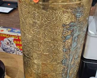 BRASS UMBRELLA STAND