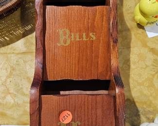 VINTAGE WOODEN BILL HOLDER