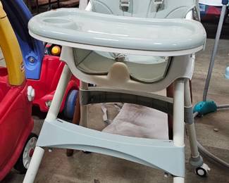 HIGH CHAIR