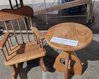 SMALL WOODEK ROCKER AND TABLE
