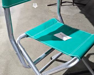 MASTERS FOLDING CHAIR
