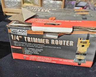 TRIMMER ROUTER
