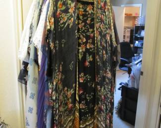 these amazing spring and summer kimonos all in one place.