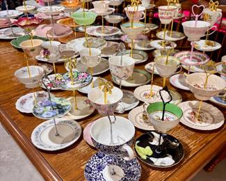 Lots of beautiful Tiered trays