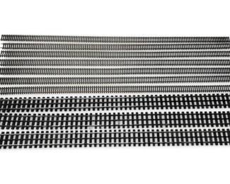 36 O Scale Train Tracks