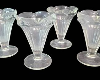 4 Clear Glass Sundae Cups