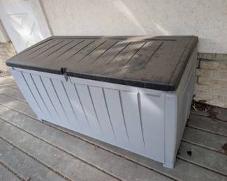 Clean Rubbermaid storage locker 