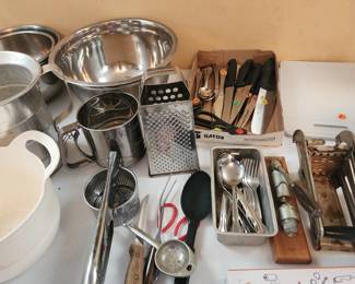 utensils and kitchen gadgets