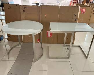 WGG049 (2) Retail Display Tables