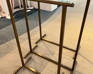 WGG298 Retail Clothing Rack Metal Display Fixture