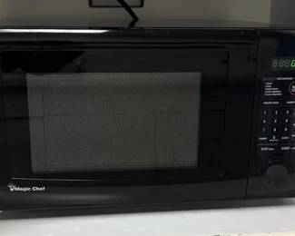WGG392 Magic Chef Microwave