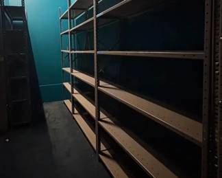 WGG712 (4) Metal Storage Shelves