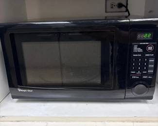 WGG390 Magic Chef Microwave
