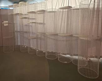 WGG626 White Metal Wire Grid Cylinder Plinth