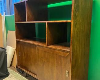 WGG756 Solid Wood Modern Cabinet/ Shelves