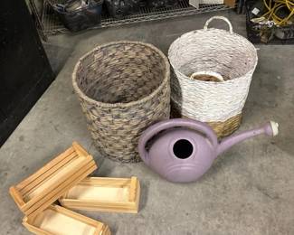 WGG629 Garden & Household items