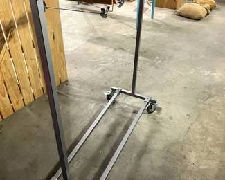 WGG585 Clothing Rack On Wheels
