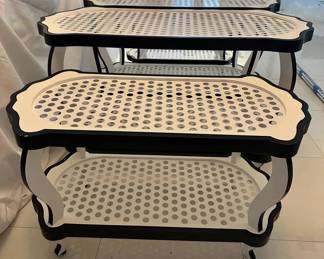 WGG151 Two Sets Of A Large And Smaller Display Table