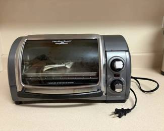 WGG308 Hamilton Beach Toaster Oven