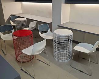 WGG038 Chairs and Tables