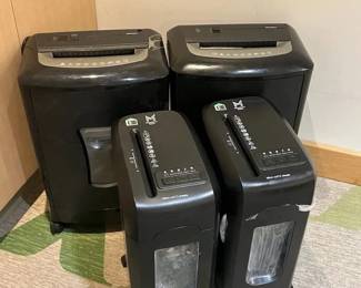 WGG735 Set Of Four Shredders (Paper, CD’s, And Credit Cards)