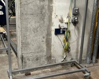 WGG418 (7) Rolling Garment Rack