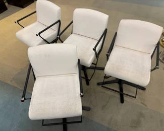 WGG668 Four Revolving Styling Chairs