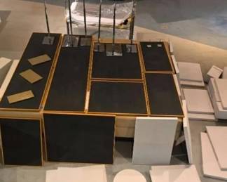 WGG643 Assorted Display Stands and Boards