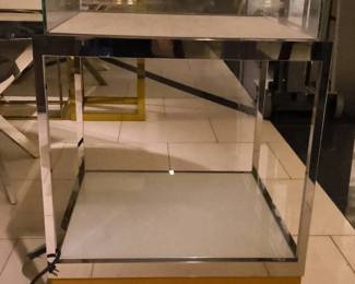 WGG117 Display Shelf with Lighting