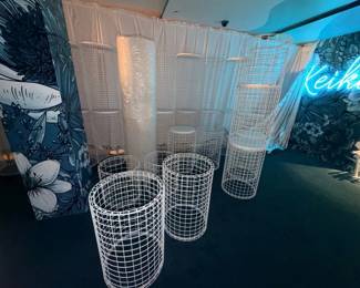 WGG622 Round Metal Wire Frame Stands