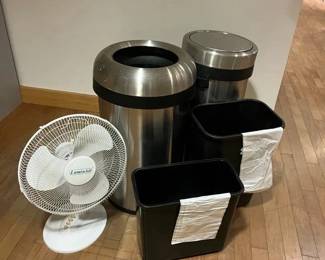 WGG740 Trash Bins And Rotating Fan