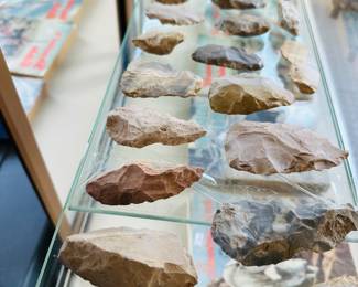 Lots of arrowheads, various stone tools