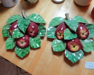 Majolica Vietri (Pottery Terra cotta) Italian Apples