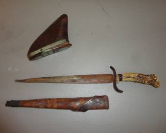 Dagger w/ Horn Handle