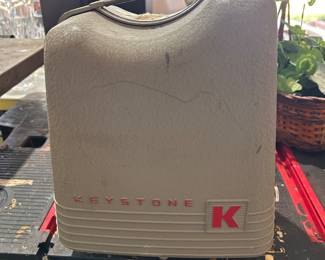 vinatage KEYSTONE 8mm projector
