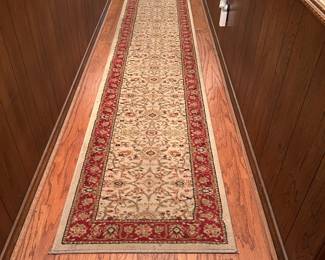 LONG HALL RUG