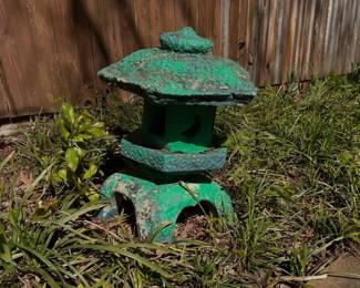 JAPANESE  LANTERN, YARD, CONCRETE