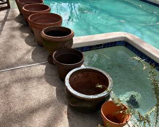 outside planters/pots