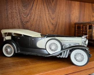 Hubley Duesenberg Dual Cowl Phaeton Metal Model Car