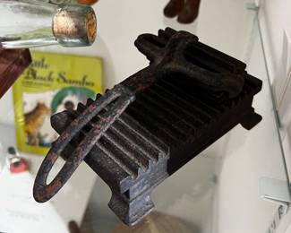 Antique Fluting Iron 