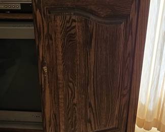 Vintage Oak Entertainment Center with Sony Trinitron CRT Television