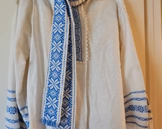 Ukrainian Vyshyvanka Linen Blouse with Blue Embroidery and Beaded Collar