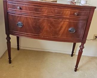 Antique Federal Style Mahogany Sideboard